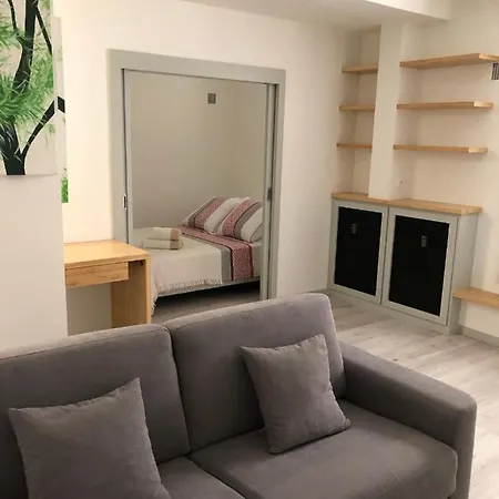 Bel Sur La Plage Du Port Vieux Apartment *